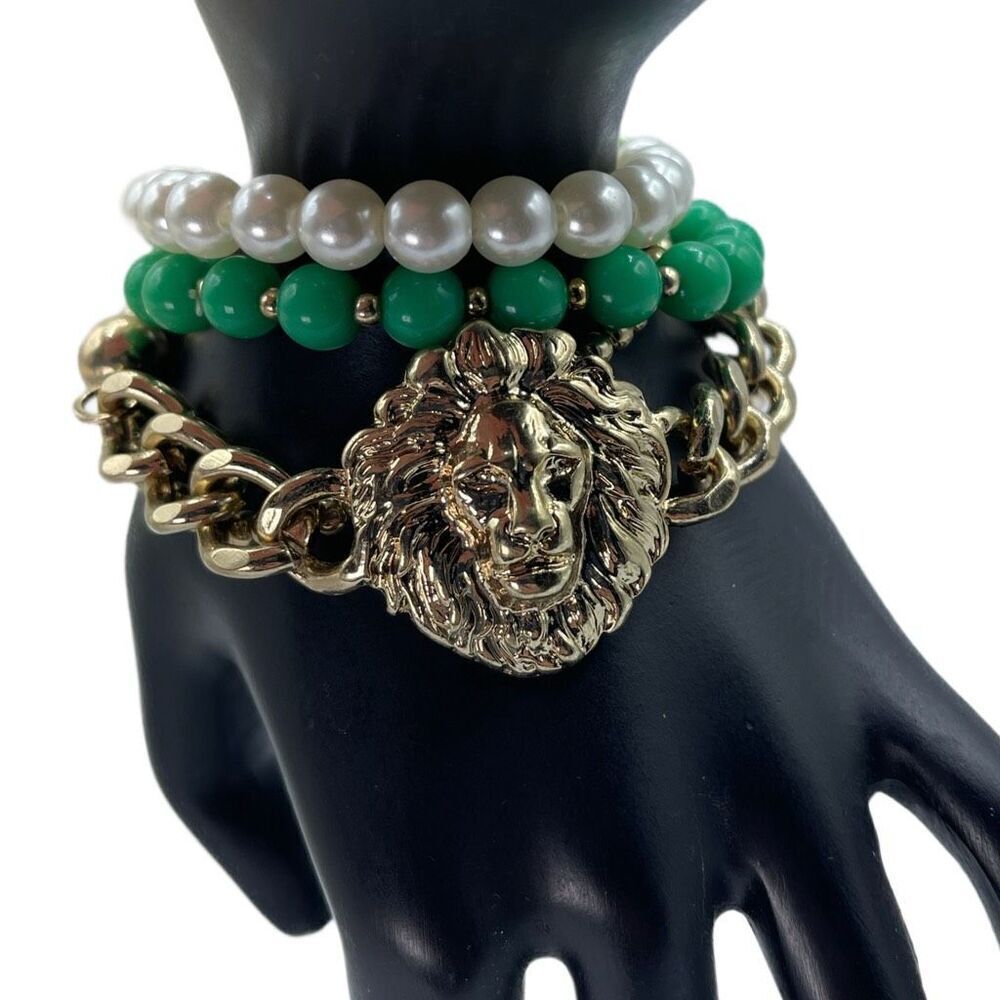NWT Lion Head 4 strand chain pearl beaded pearl bracelet